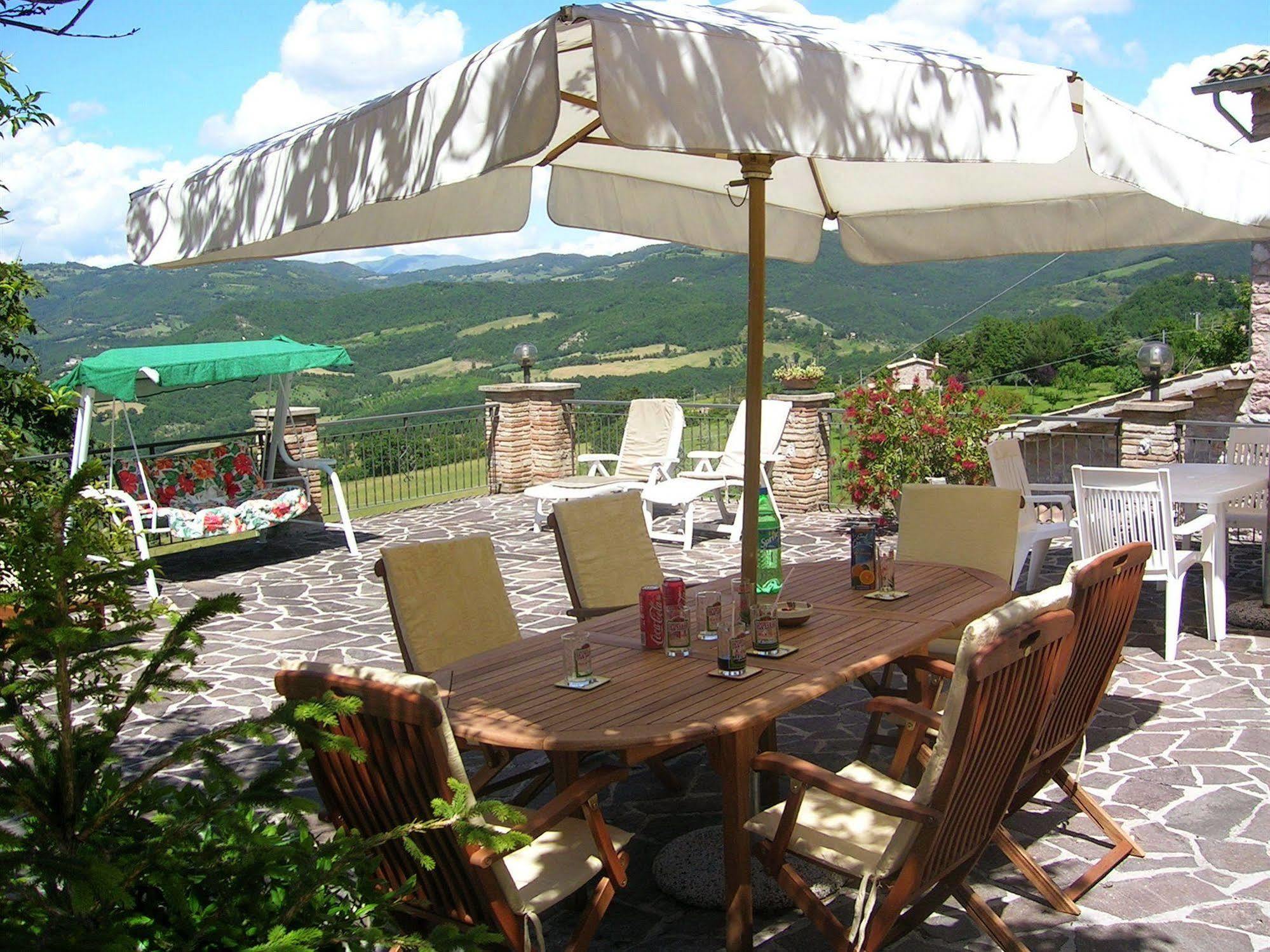La Terrazza Del Subasio Bed & Breakfast 2*